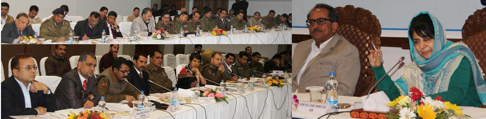 CM chairs maiden meeting of DCs, SSPs of Kashmir Division